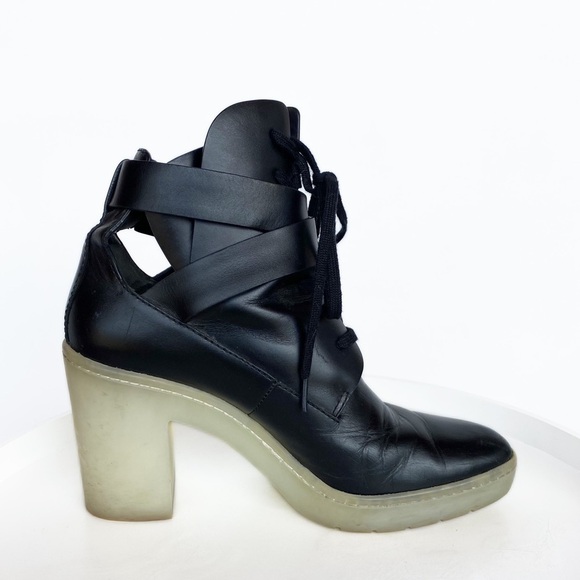 Alexander Wang Black and Cream Ankle Boots - Picture 5 of 12